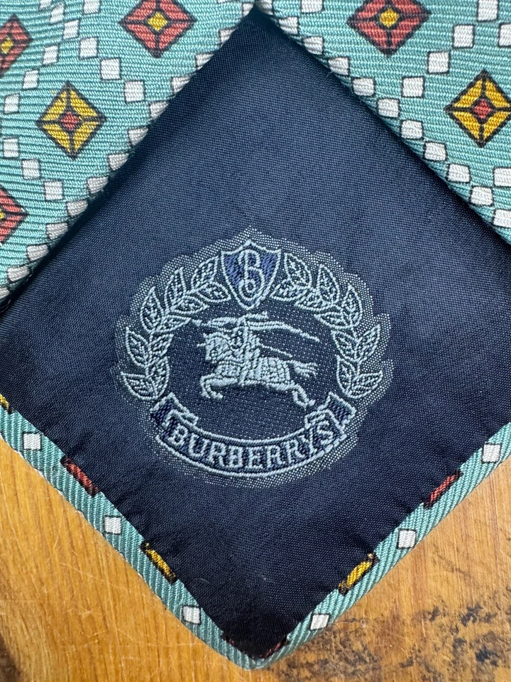 Corbata Burberry's Of London para hombre 100 % seda verde talla 56" Foto 3 de 4