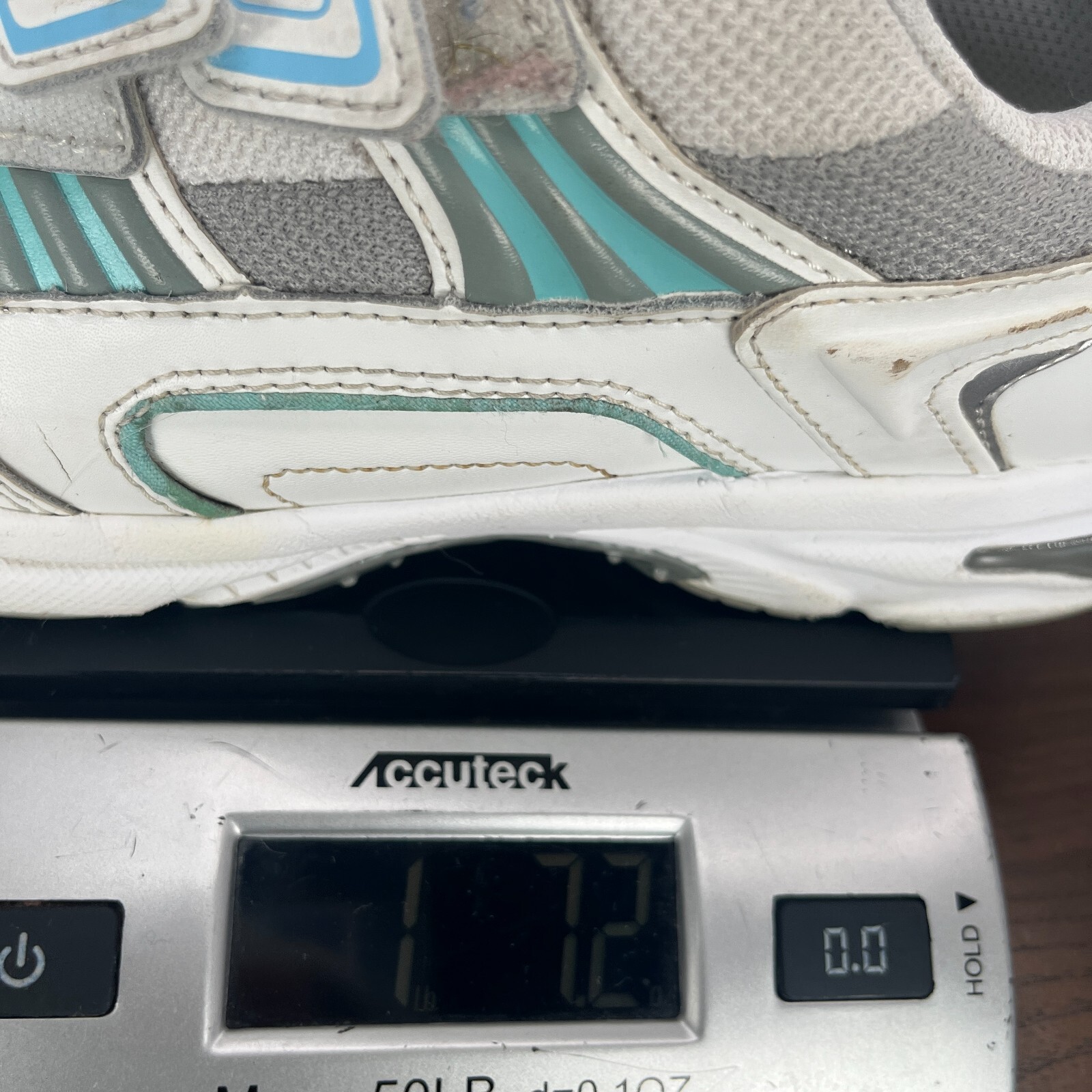 Vionic Tabi Shoes Women's 9 Wide White Gray Leather Double Strap Walking Sneaker