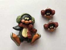 Little Blessing Suzi Skoglund Penguin 1997 Christmas Pin And Earrings