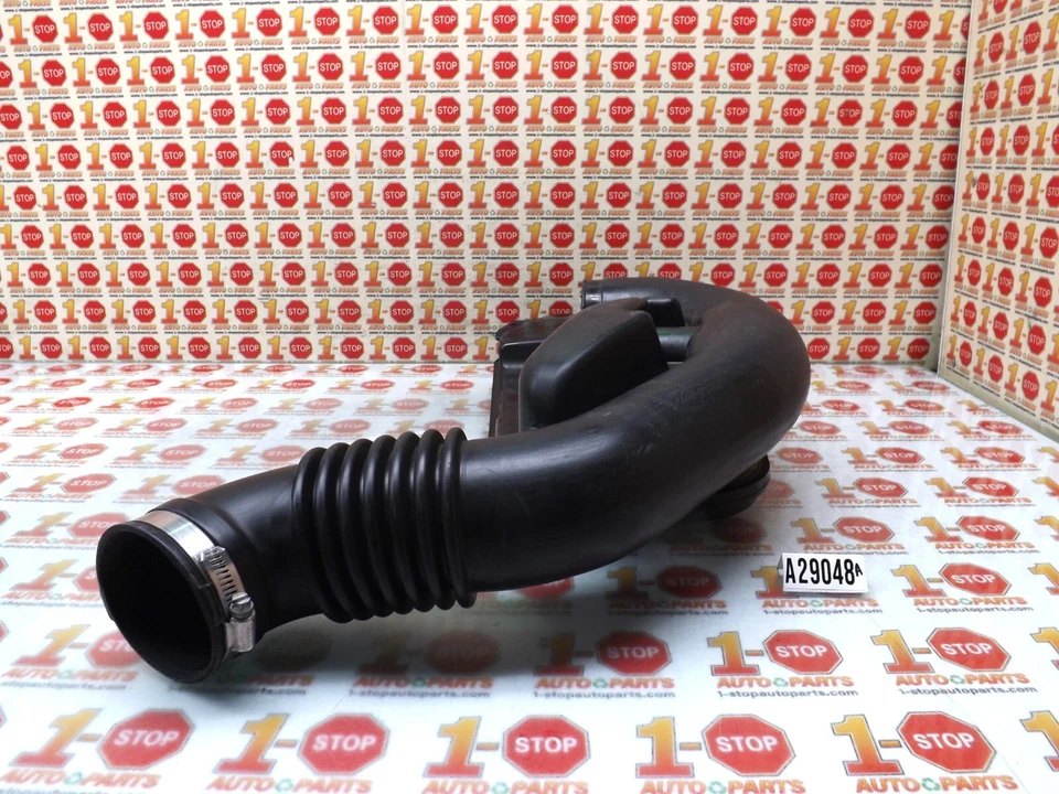 2010-2012 SUBARU LEGACY 2.5L AIR INTAKE DUCT TUBE 14456AA37A OEM - Изображение 3 из 4