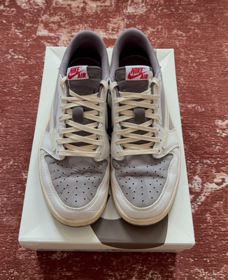 Nike Air Jordan 1 Low x Travis Scott Reverse Mocha