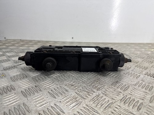 Land Rover Range Rover Sport L320 2010 Moduł sterujący hamulcem ręcznym AH222C496AD - Zdjęcie 2 z 7