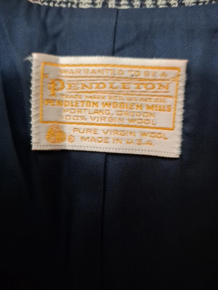Pendleton Womens Gorgeous Pure Virgin Wool Made In U.S.A. Lined Blazer Size 12 - Image 2 of 4