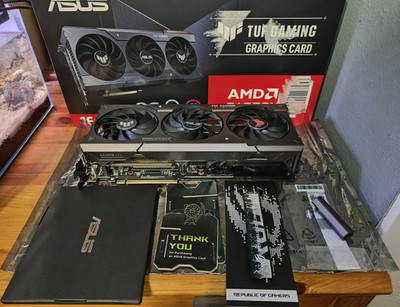 ASUS TUF AMD RX 7600XT 16GB OC EDITION MINT condition (WITH BOX AND ACCESSORIES)