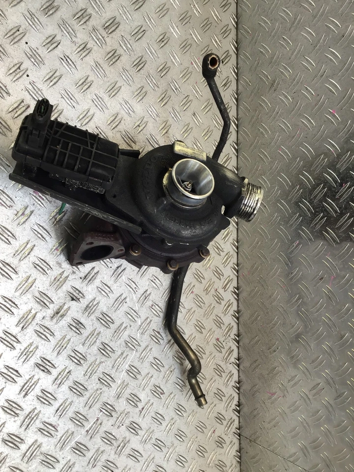 Turbolader Volvo XC90 | (275) 2.4 D5 AWD 136kW 185PS 31293507 145878 - Bild 2 von 2