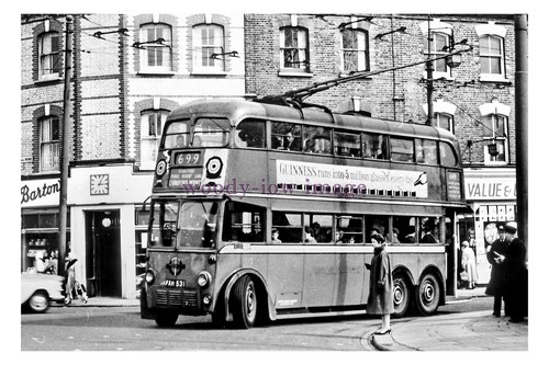 pt7823 - London Transport Trolleybus 1571 at Leytonstone - Print 6x4