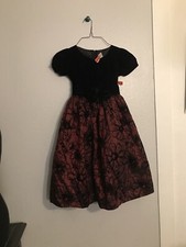 Tutu Flower Girl Dress Size 9-10 Black/burgundy Color With Flower Design