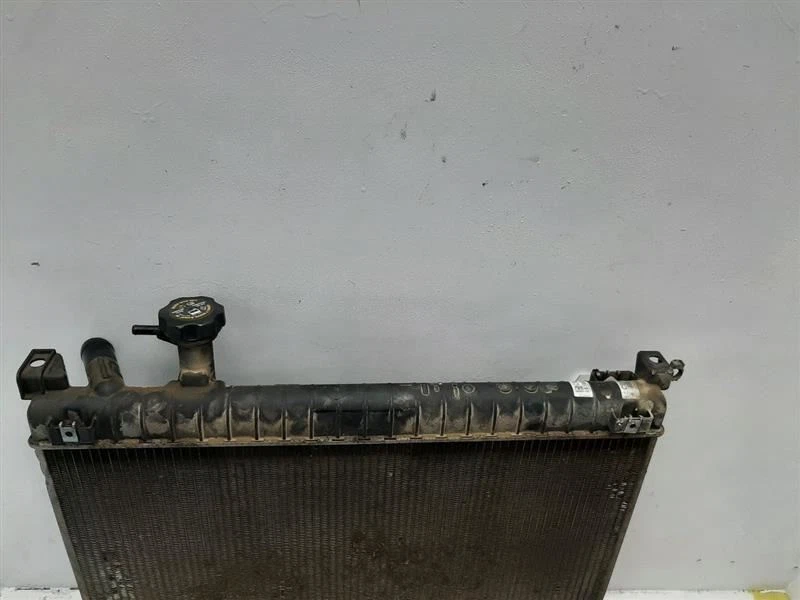 Radiator 05-09 GMC ENVOY 15196386 - Image 4 of 4