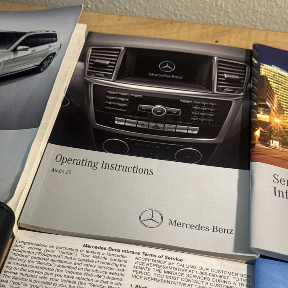 2014 MERCEDES BENZ GLK MANUAL DO PROPRIETÁRIO GLK350 GLK250 AZUL 4MATIC 3.5L 2.1L DIESEL  - Imagem 3 de 4