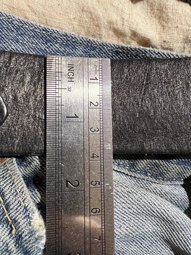 Cinturón Levi's Vintage Cuero 29"-33" Negro Hecho España Hebilla Cromada Talla 30 - Imagen 4 de 11