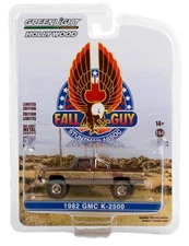 Greenlight 44965 F FALL GUY 1982 GMC K-2500 SIERRA GRANDEUR DIECAST 1:64 NEW