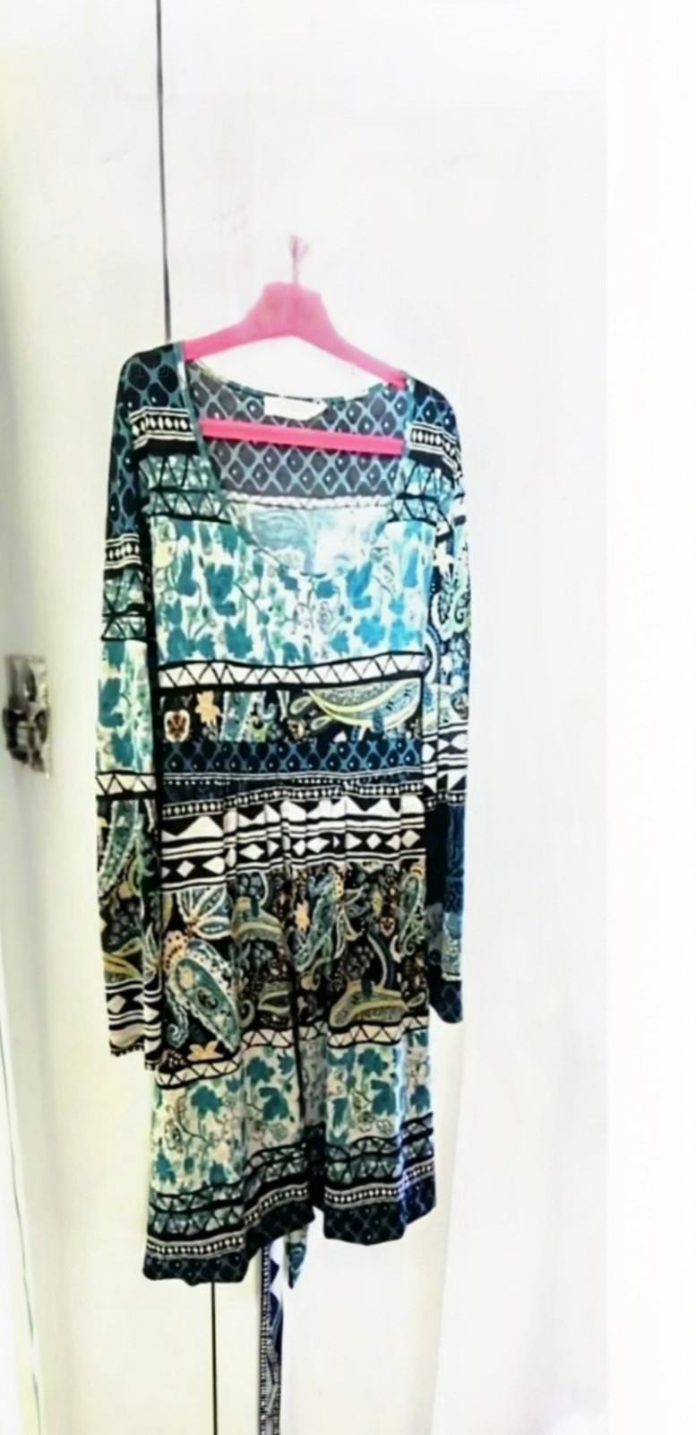 Vestito DORI con una stampa vivace. Made in Italy. Come nuovo. - Taglia M. - Ca