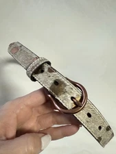 Ariat | Women’s Medium 32”-34” | Gold Spotted Calf Hair Narrow Width Belt