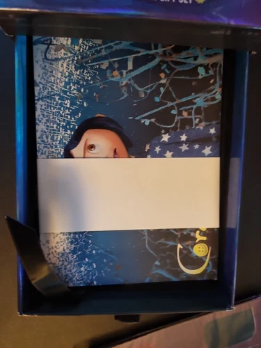 Coraline - Exclusive Limited Edition Gift Set (DVD, 2009) COMPLETE - Picture 6 of 8
