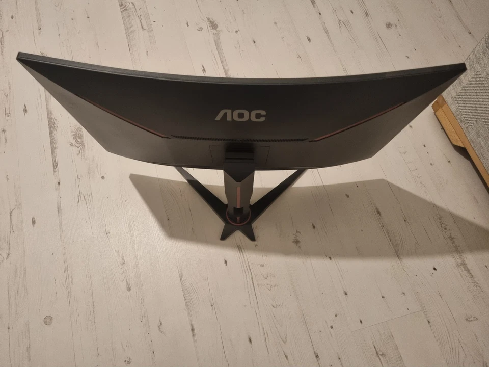 AOC C32G1 31.5inches 144Hz 1080P Curved Gaming Monitor - Image 2 of 4