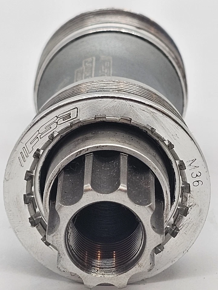 FSA Platinum Pro Ti Bottom Bracket | ISIS Spindle | Italian Thread 70x108mm  - Image 2 of 4