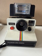 vintage Polaroid Land Camera 1000, known as the OneStep in the US. UNTESTED