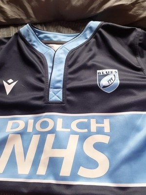  Unused  Cardiff Blues shirt   Cardiff Blues Rugby  NHS Covid Thankyou XXL snug