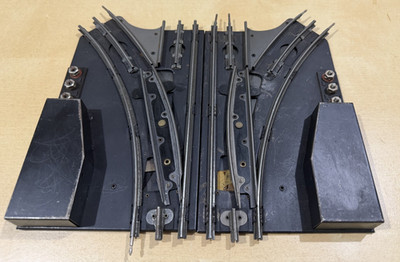 MARX O27 Gauge  1 LEFT 1 Right SWITCH TRACKS TESTED OPERATIONAL GREAT CONDITION 