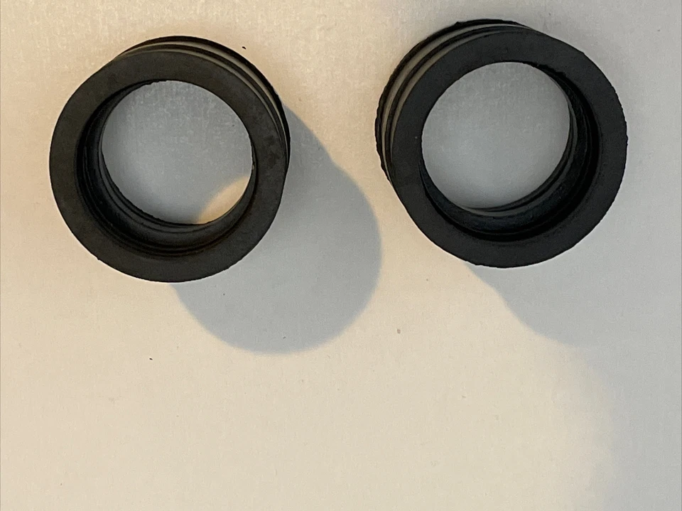 60-7076 TRIUMPH T140 W/MK2 CARBURETOR CONNECTOR CARBURETOR TO INTAKE 2928/123 - Image 2 of 3