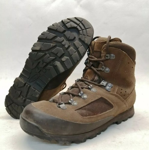 British Army Iturri Combat Boots Desert Suede Breathable Walking Hiking Travel - Picture 2 of 9