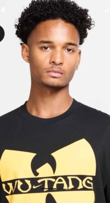 Size XXL - Nike x Wu-Tang Clan Men's T-Shirt (Black/Yellow) IN