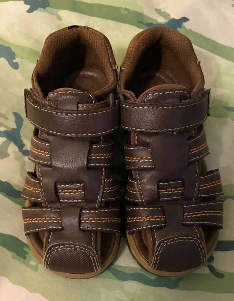 Sandalias Stride Rite Wallace Marrón Niño Pequeño Zapatos Talla 9.5 Foto 2 de 4