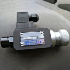 1PCS NEW FOR TWOWAY Pressure Relay DNA-030K-06I