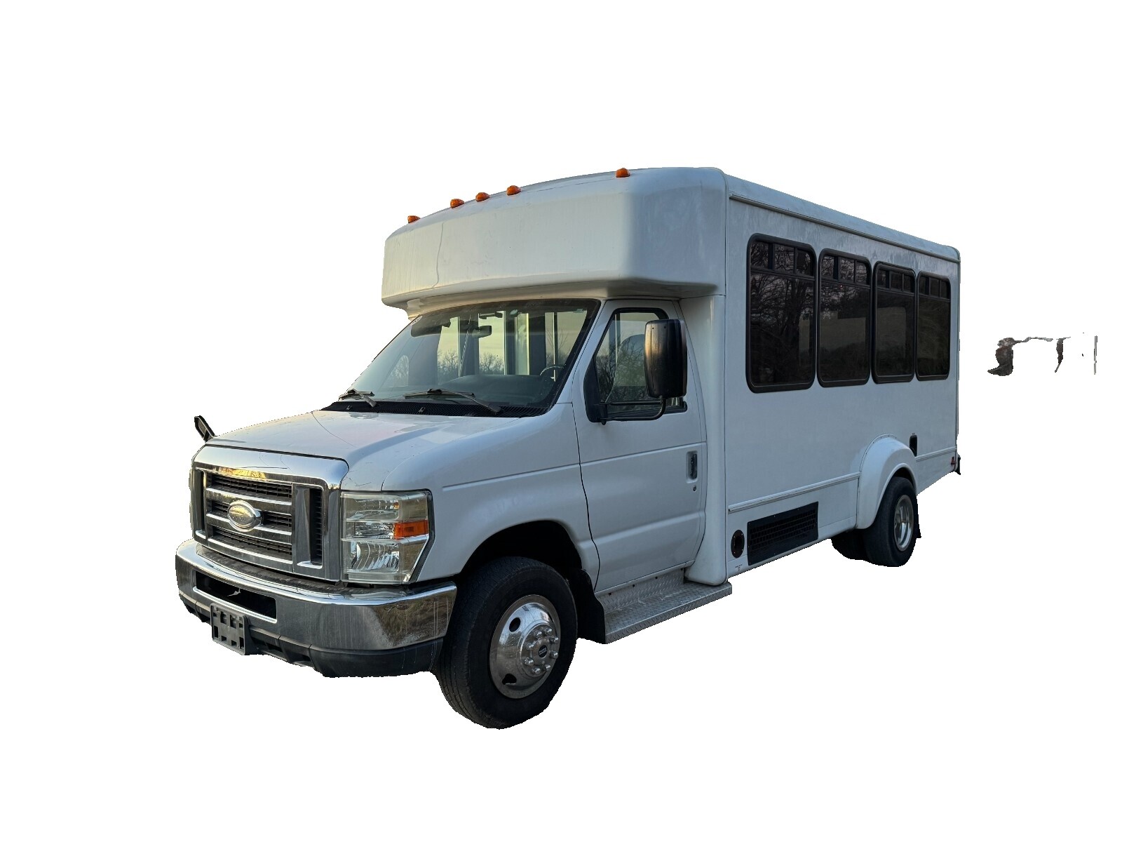 E 450 Ford Bus