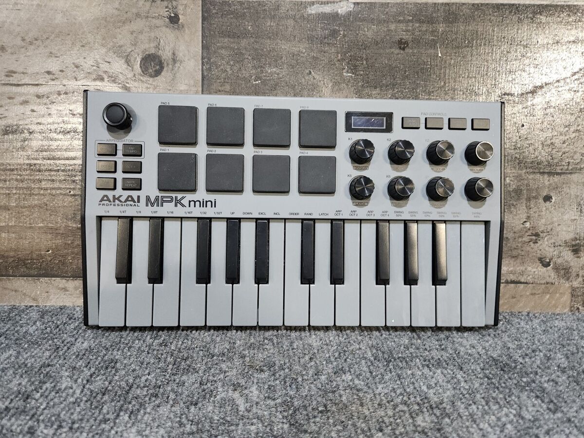 Akai Professional MPK Mini MIDI Keyboard Controller Gray Akai Professional MPK Mini MIDI Keyboard Controller Gray