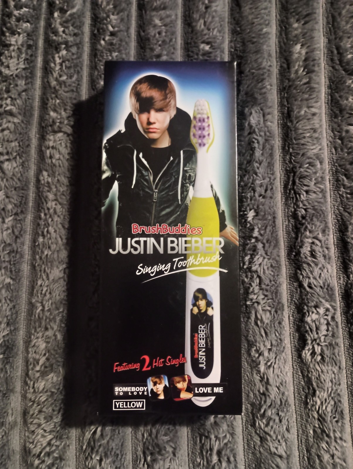 Rare Justin Bieber "Brush Buddies" Singing Toothbrush - Yellow Edition NIB