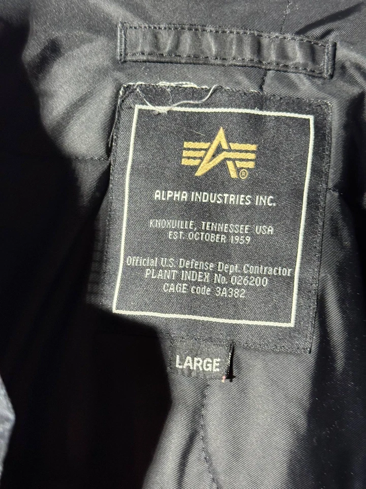 Vintage Alpha Industries CWU 45 Pilot USA 90s Bomber Jacket Size L - Image 4 of 4