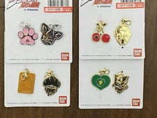 BANDAI Jojo's bizarre adventure Stardust Crusaders zipper charms set of 8 Jojo's