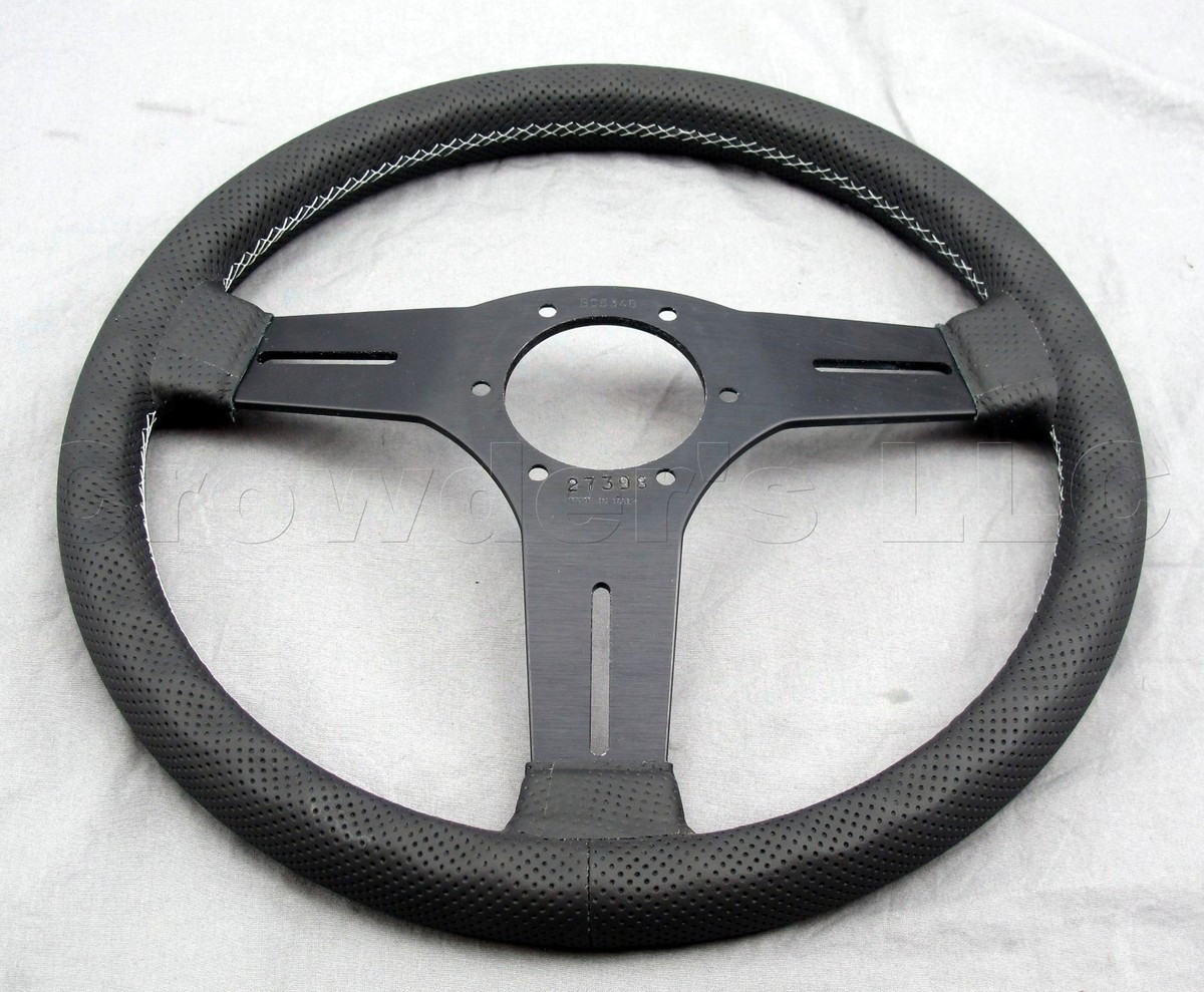 Nardi Competition Steering Wheel - 330mm - Black Leather / Black