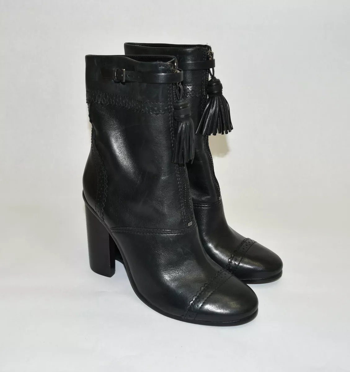 Tory burch huxley bootie clearance