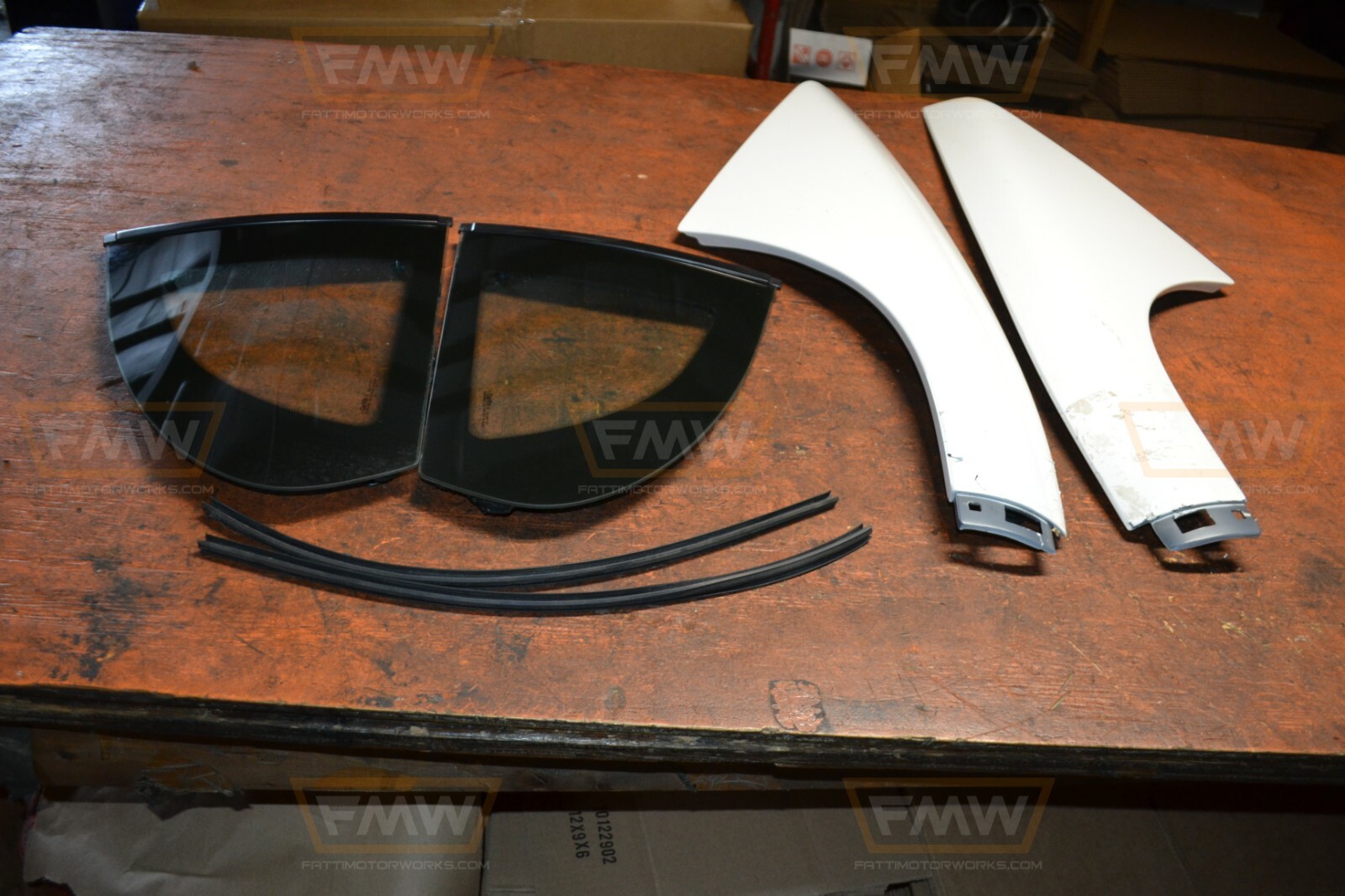 03 Mustang SVT Cobra Rear B pillar Quarter Panel Cover Glass Coupe 99