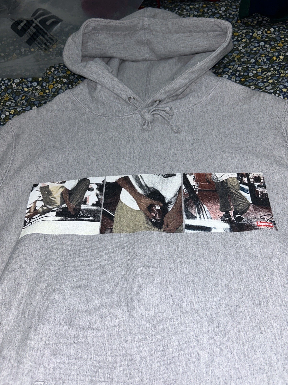 Rare sweat à capuche enfant Supreme New York x Larry Clark 2015 40 oz   gris / moyen