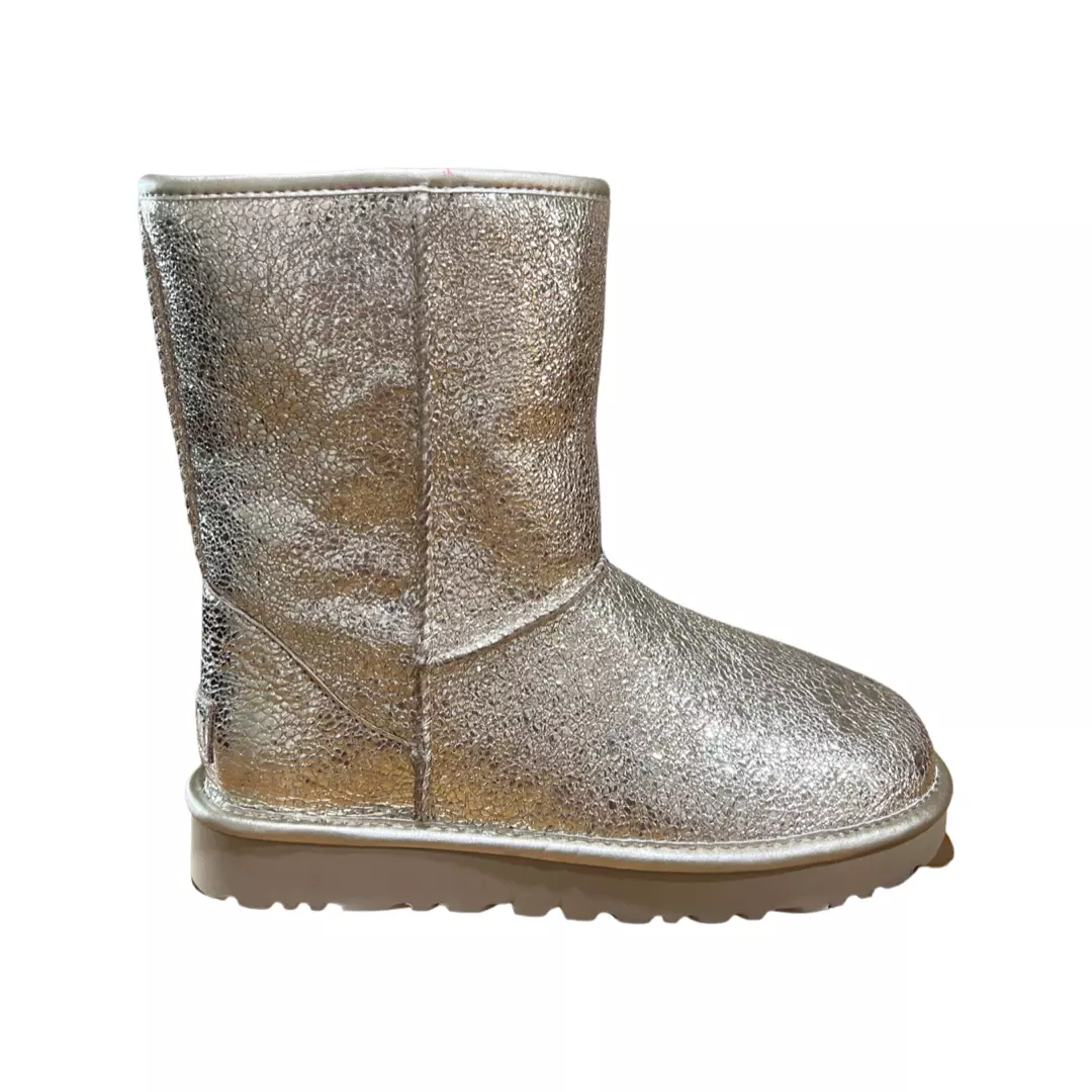 Classic short deals sparkle
