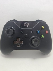 Official Microsoft Xbox One Wireless Controller Day One 2013 Black OEM Tested