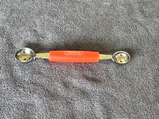 Vintage FARBERWARE Melon Baller Double Head 2 Size Hard Plastic Handle EUC