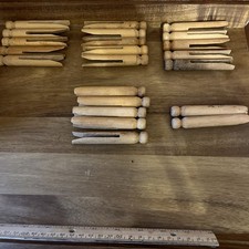 WOOD ROUND HEAD FLAT CLOTHES PINS CLOTHESPIN   LOT 22 VINTAGE