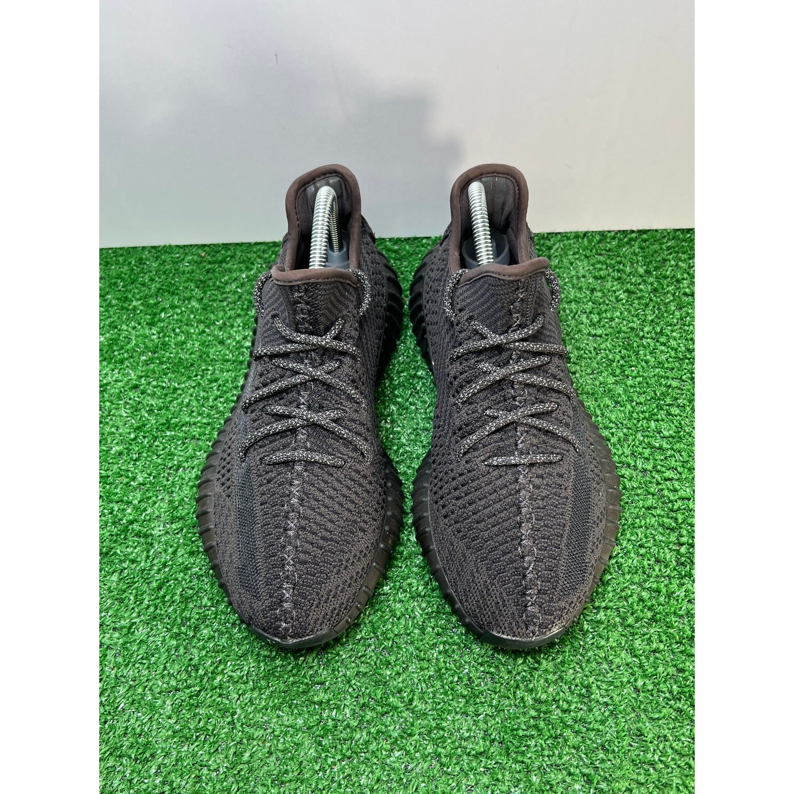 Adidas Yeezy Boost 350 V2 Black Non Reflective FU9006 SZ 6.5 thumbnail 3