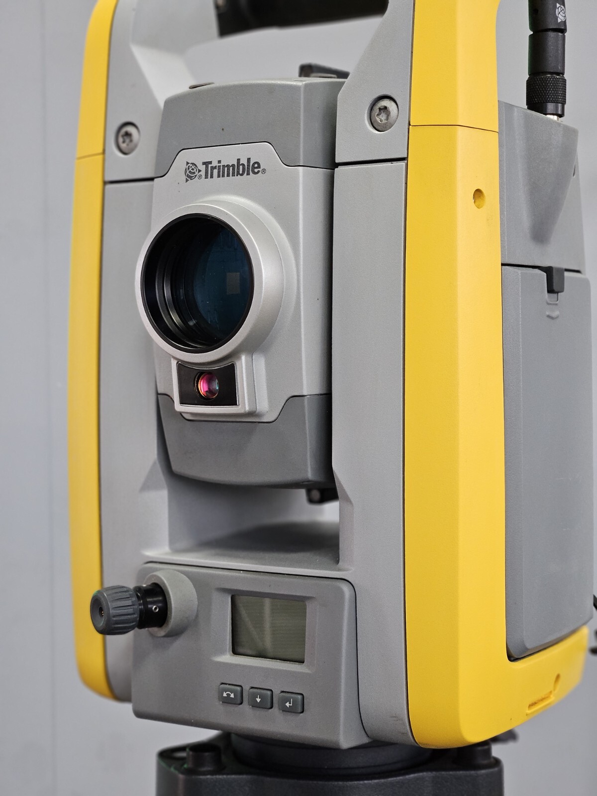 Trimble S6 3” DR Plus Robotic Survey Total Station w/ Vision