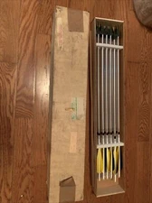 Lot of 12 circa 1973 Herters Alum arrows with ram MX broadheads￼