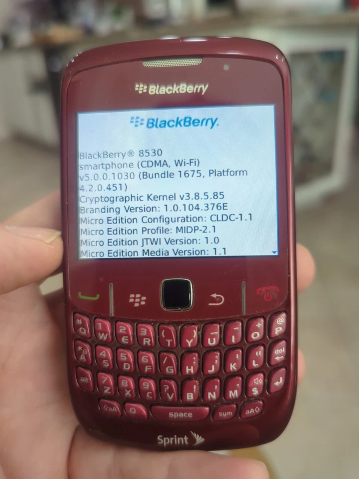  2 BlackBerry Curve 8530 phones - 128 MB - Black (Sprint) and burgundy  - Image 3 of 4