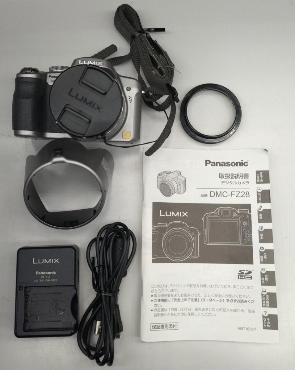 PANASONIC LUMIX DMC-FX01 Compact Digital Camera With Accessories