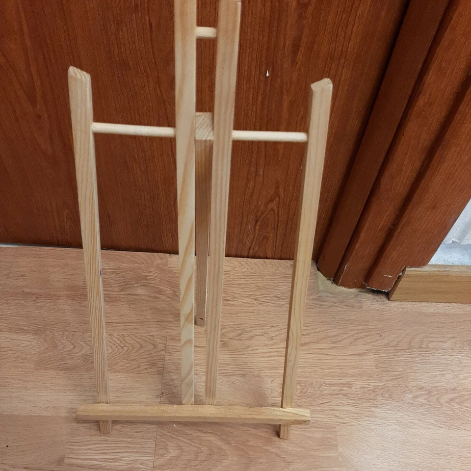 2 Cavalletti pieghevoli Legno 50 e 15 cm h per dipinti foto tele Usati - Immagine 2 di 3