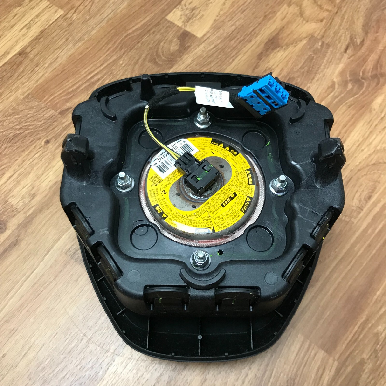 Genuine BMW X5 X3 F15 F25 drivers steering wheel centre bag 