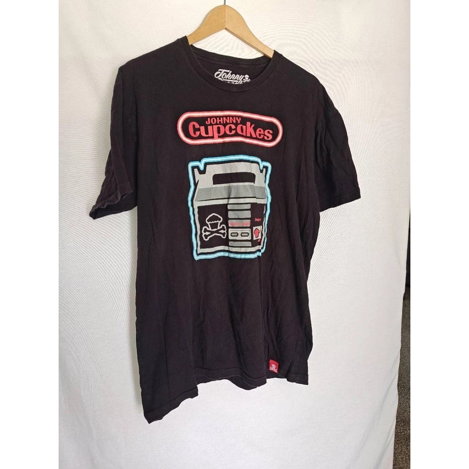 Camisa Johnny Cupcakes Retro Gamer Videojuego Nintendo Y2K Negra XL Foto 4 de 4