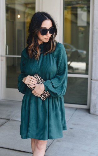 EUC SASSY Nordstrom Treasure & Bond Damen M LS Puffärmel grün Kleid - Bild 2 von 10